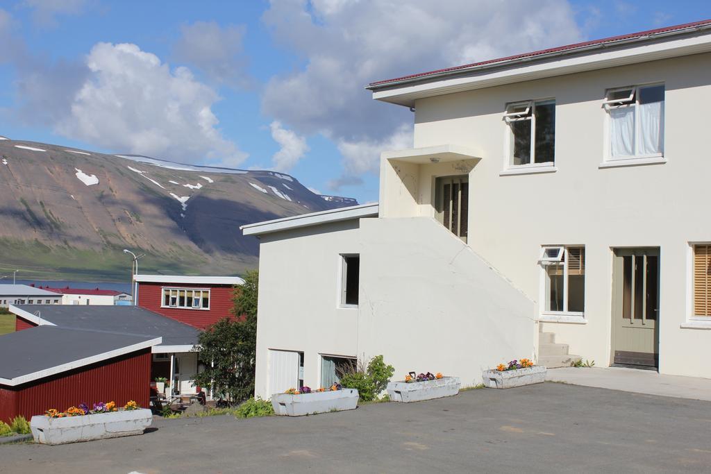 The Guesthouse By The Fjord Thingeyri Ngoại thất bức ảnh